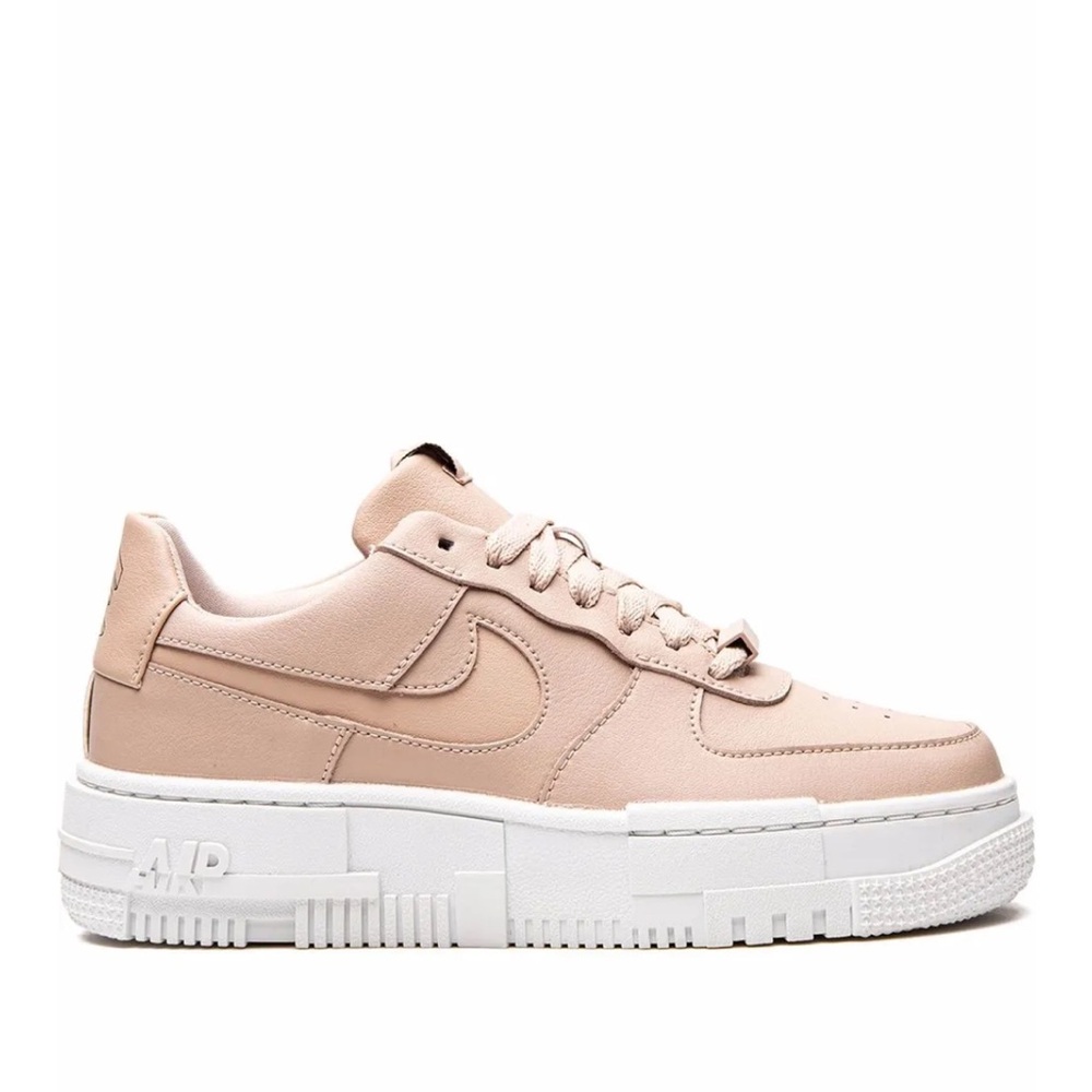 Nike Women’s Air Force 1 Pixel